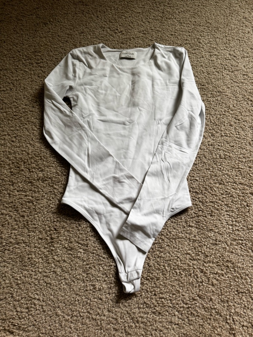 Aritzia Babaton Contour White Long Sleeve Bodysuit